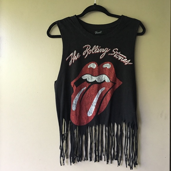 Bravado Tops - 🔮Rolling Stones slightly cropped shirt